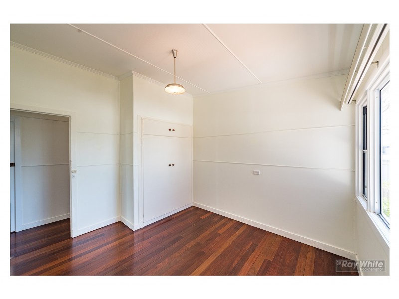 94 Caroline Street, The Range QLD 4700