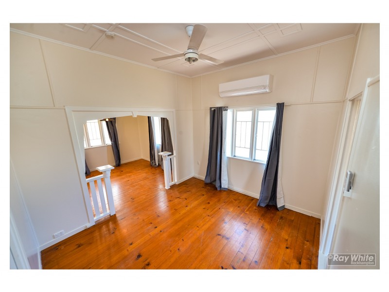 33 Ellis Street, Berserker QLD 4701