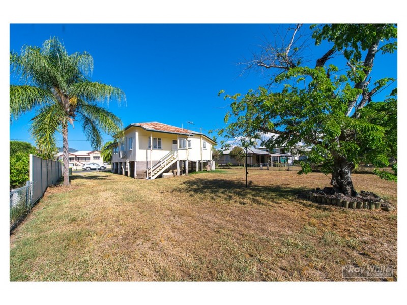 33 Ellis Street, Berserker QLD 4701