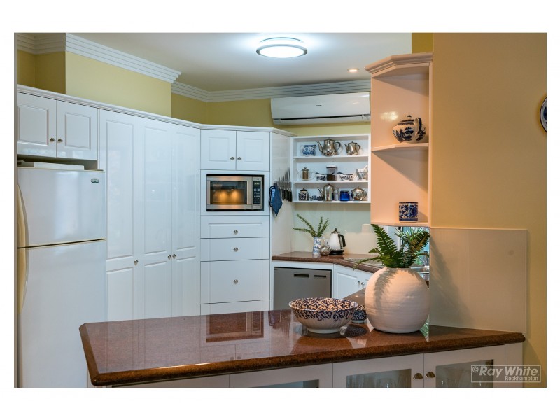 10 Beaumont Drive, Frenchville QLD 4701