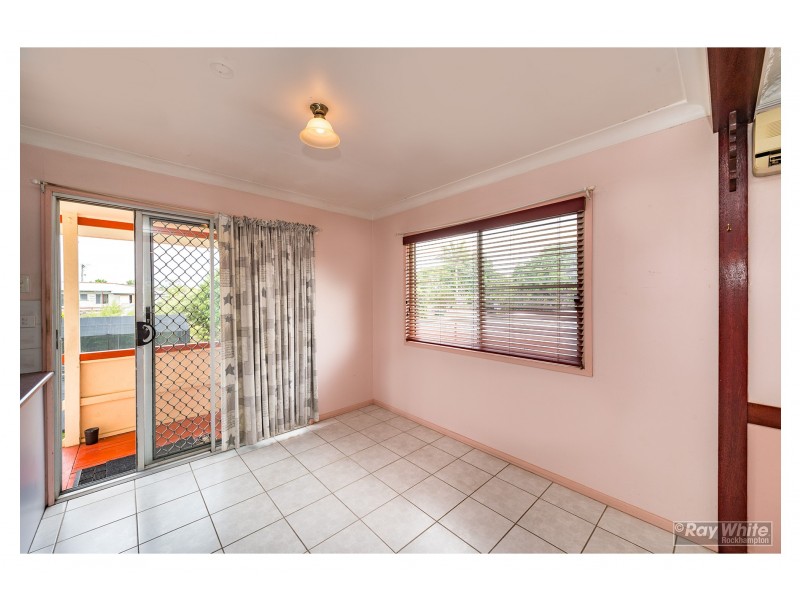55 Gray Street, Park Avenue QLD 4701