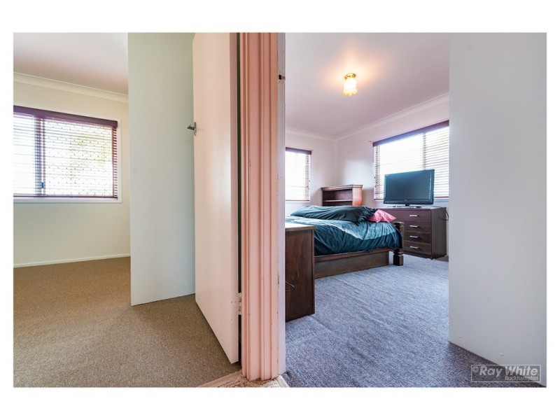 55 Gray Street, Park Avenue QLD 4701