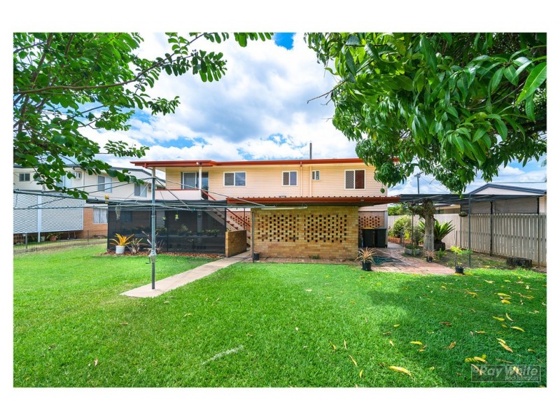 55 Gray Street, Park Avenue QLD 4701