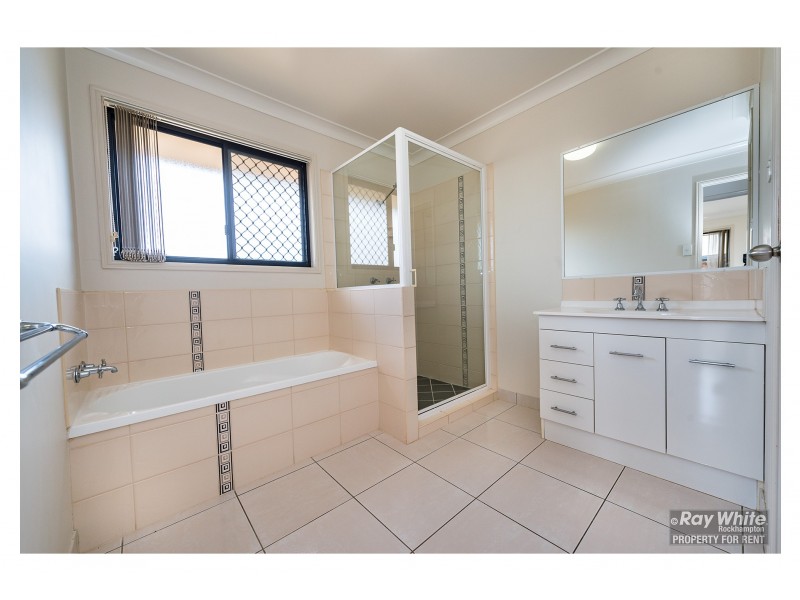 3 Anna Meares Avenue, Gracemere QLD 4702