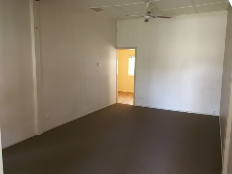 32 Fisher Street, Gracemere QLD 4702