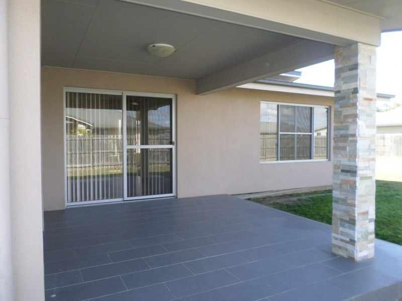 49 Middle Road, Gracemere QLD 4702