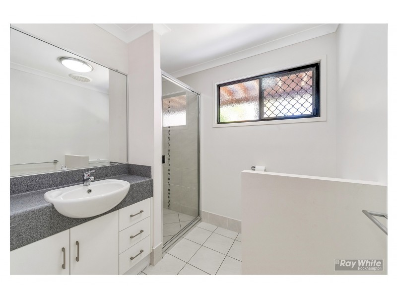 22 Crick Street, Kawana QLD 4701