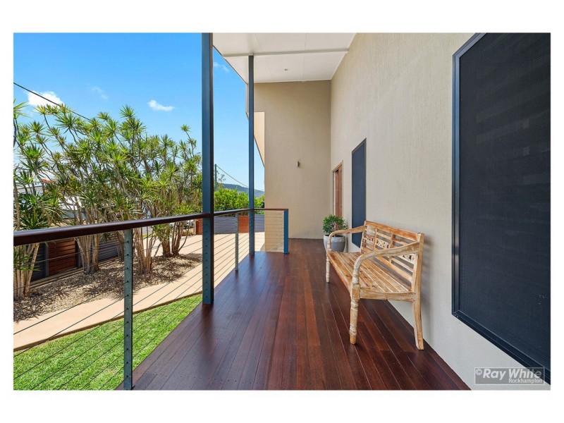 22 Crick Street, Kawana QLD 4701