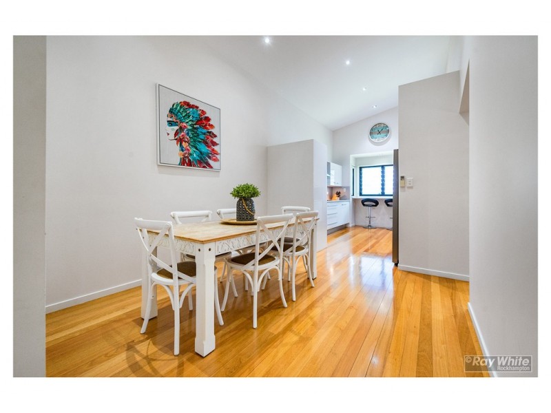 22 Crick Street, Kawana QLD 4701