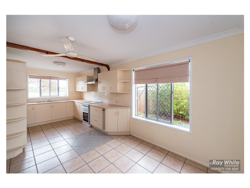 3/22 Unmack street, Kawana QLD 4701