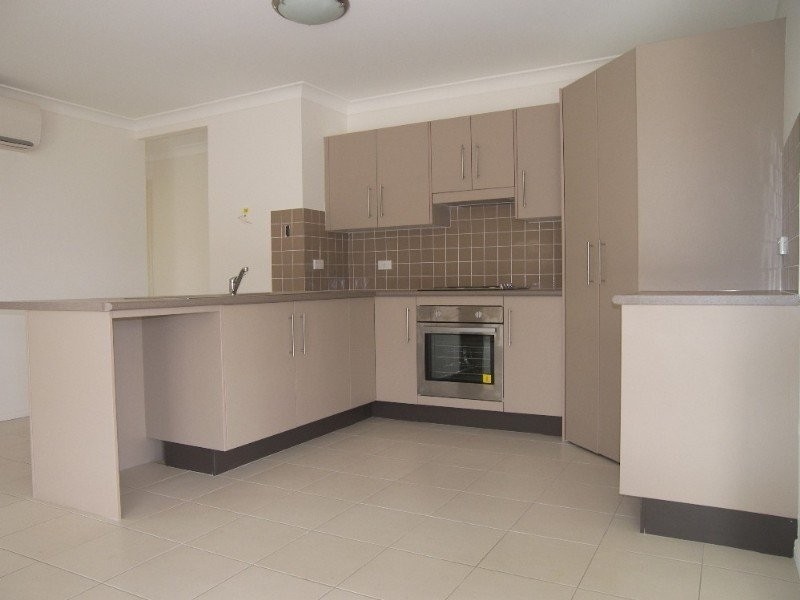 15 Rosella Drive, Gracemere QLD 4702