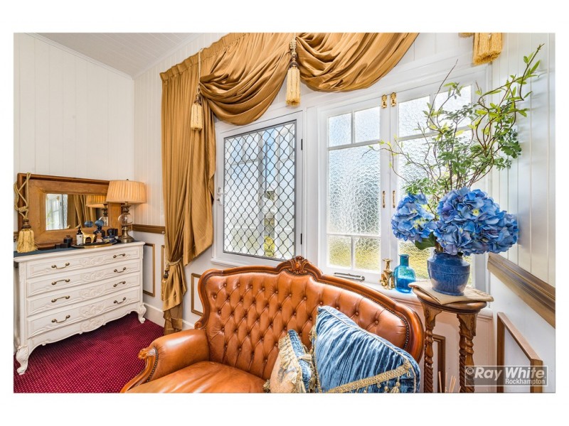 195 Caroline Street, The Range QLD 4700