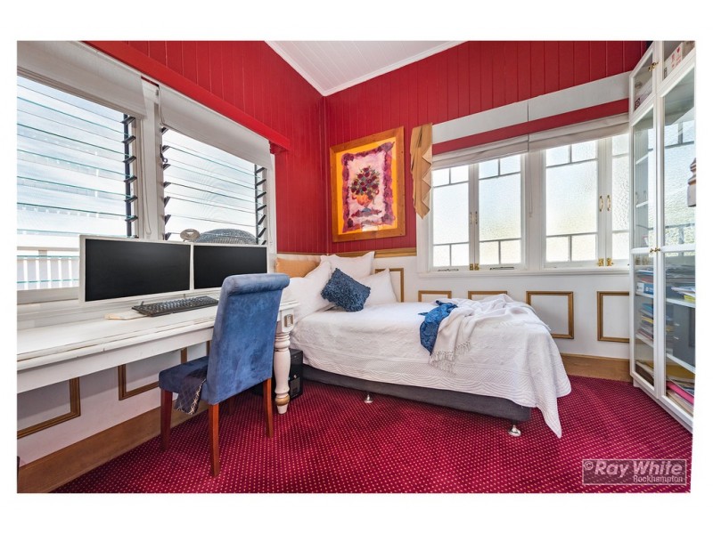 195 Caroline Street, The Range QLD 4700