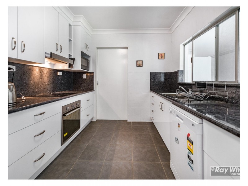 2 Totteridge Street, Lakes Creek QLD 4701