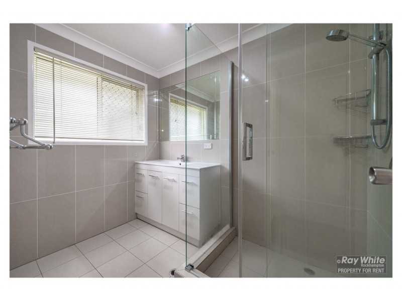12 Poole Street, Kawana QLD 4701