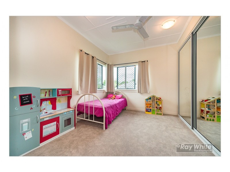 144 Codd Street, Koongal QLD 4701