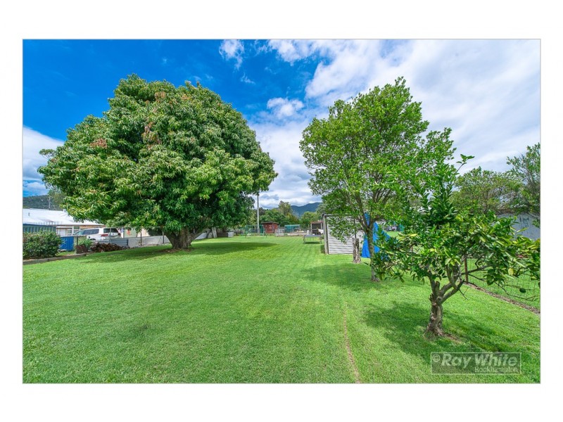 144 Codd Street, Koongal QLD 4701