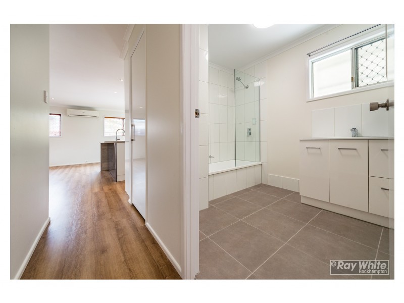 300 Blanchfield Street, Koongal QLD 4701