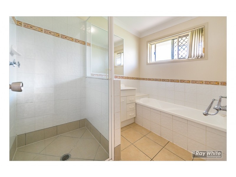 1 Turner Court, Parkhurst QLD 4702