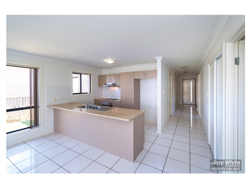 24 John Oxley Drive, Gracemere QLD 4702