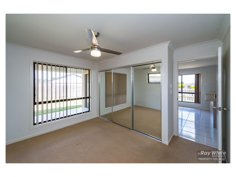 24 John Oxley Drive, Gracemere QLD 4702