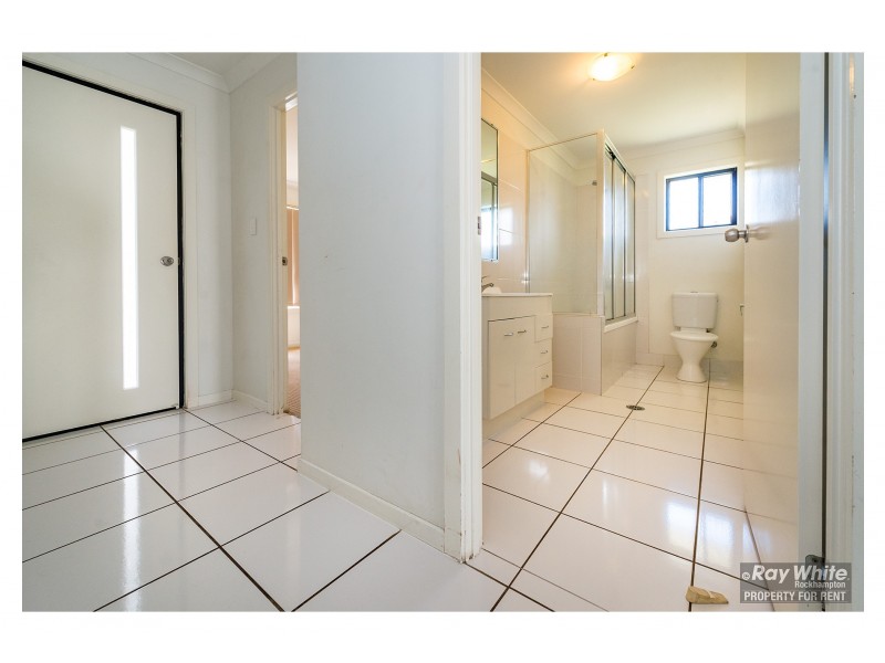 24 John Oxley Drive, Gracemere QLD 4702