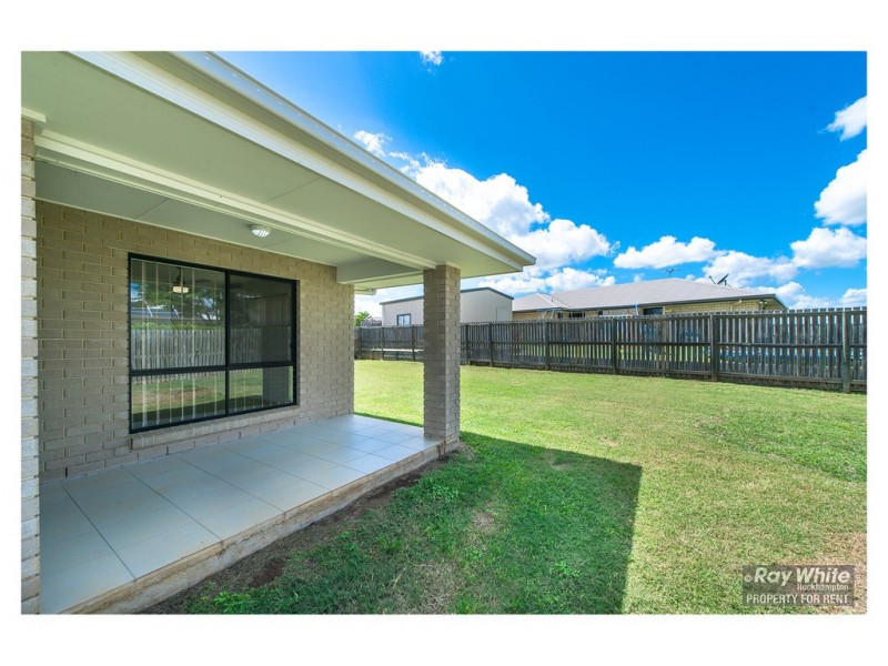 24 John Oxley Drive, Gracemere QLD 4702