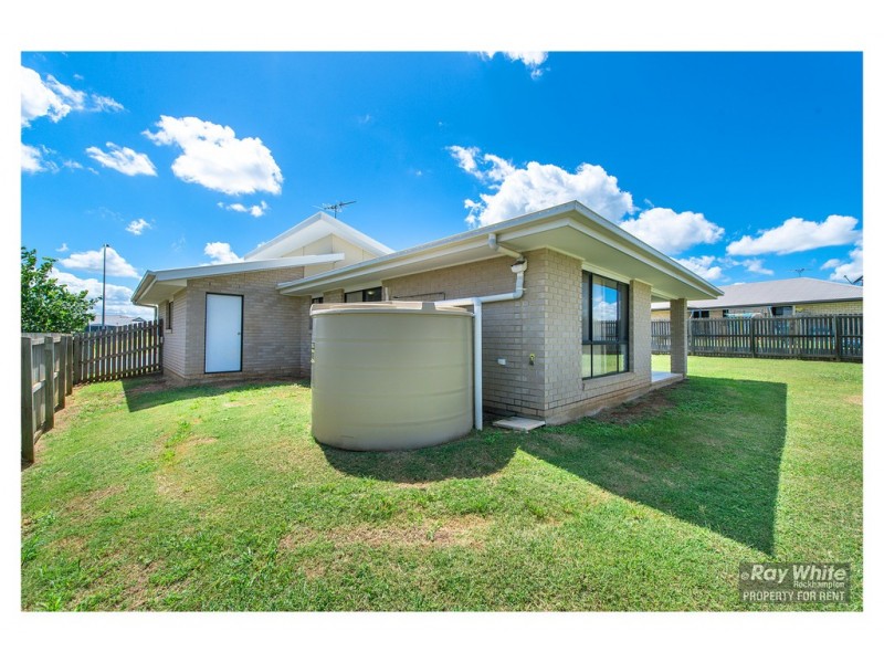 24 John Oxley Drive, Gracemere QLD 4702
