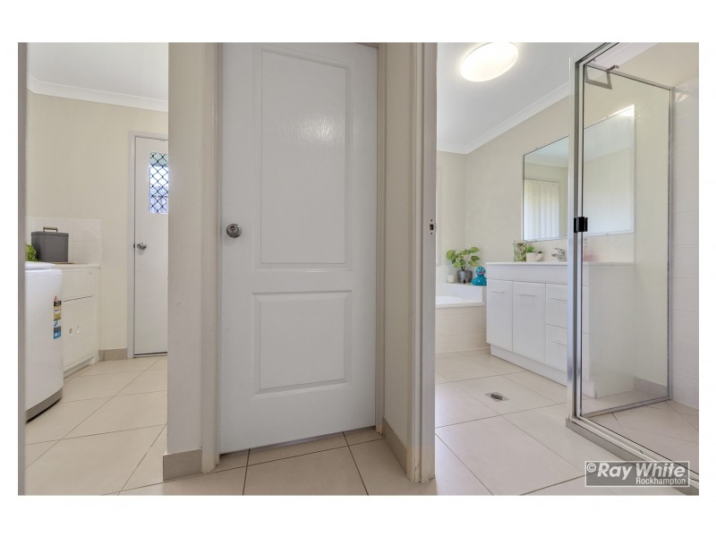 8 Tawarra Crescent, Gracemere QLD 4702