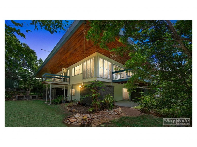 31 Queen Street, The Range QLD 4700