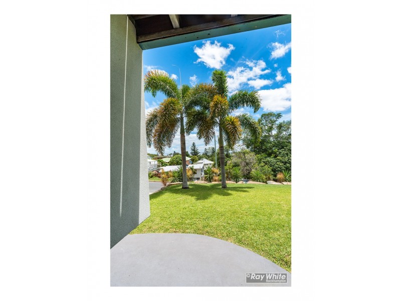 31 Queen Street, The Range QLD 4700