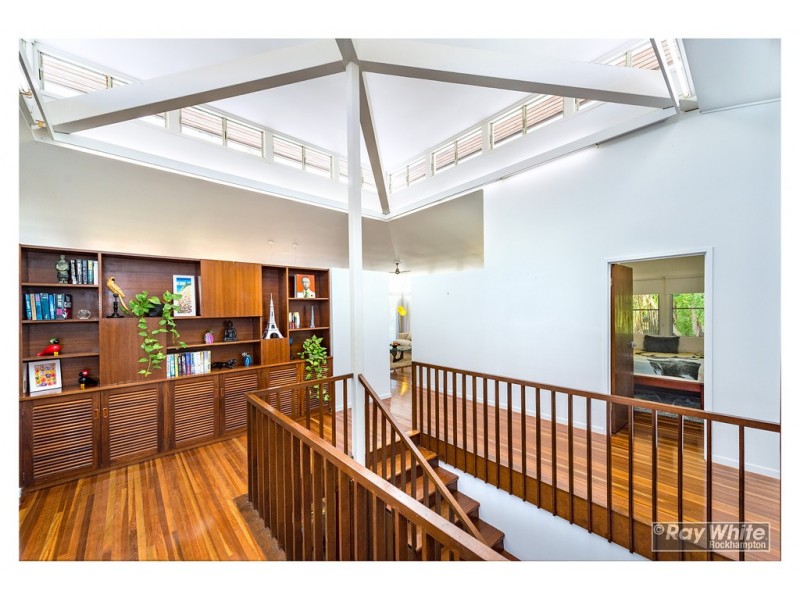 31 Queen Street, The Range QLD 4700