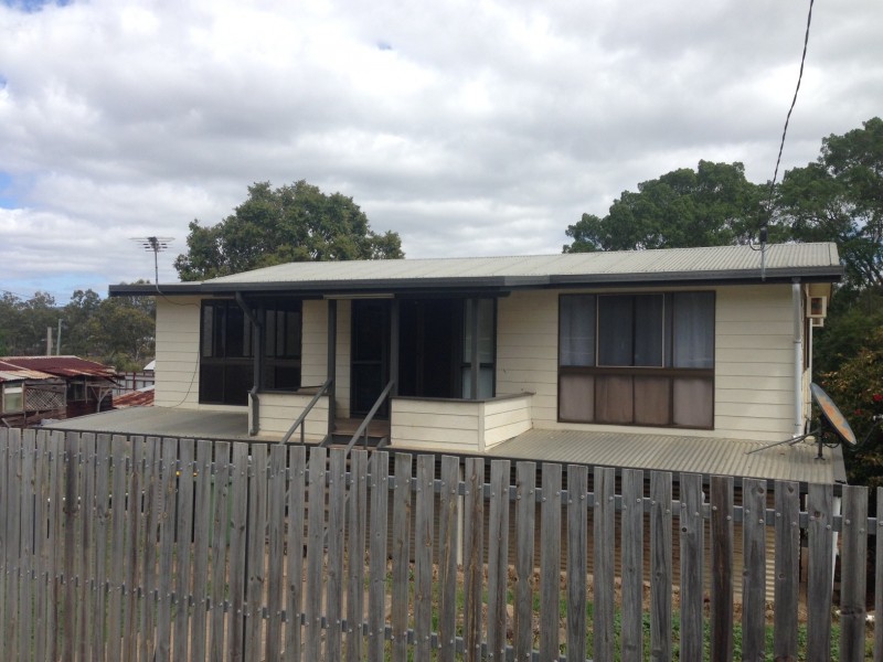 86 James Street, Mount Morgan QLD 4714