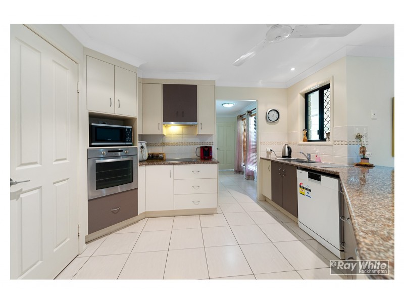 90 Perrott Drive, Rockyview QLD 4701