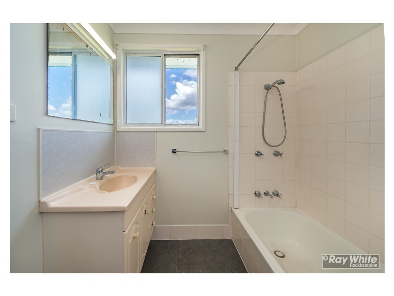 39 Reservoir Street, Gracemere QLD 4702