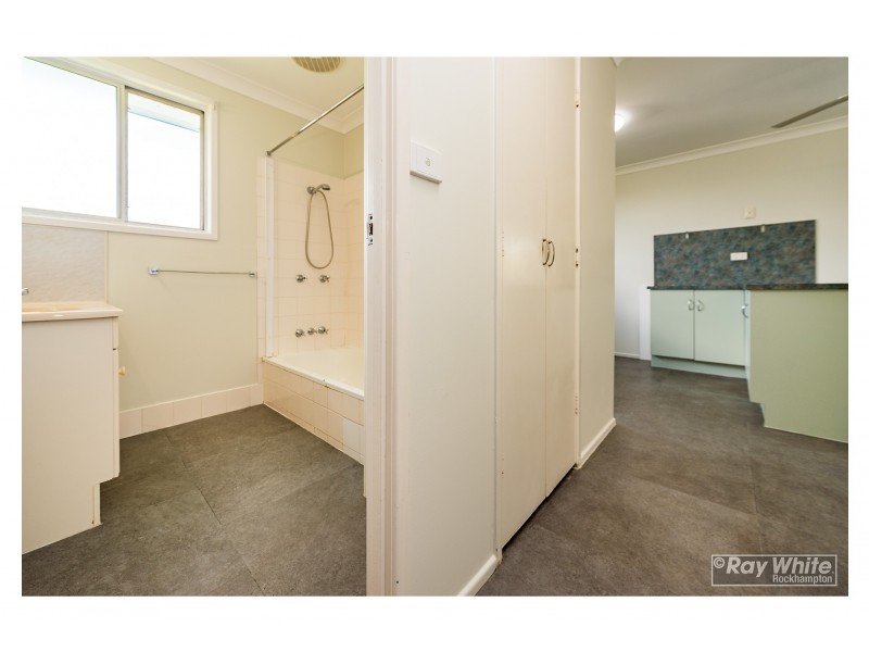 39 Reservoir Street, Gracemere QLD 4702