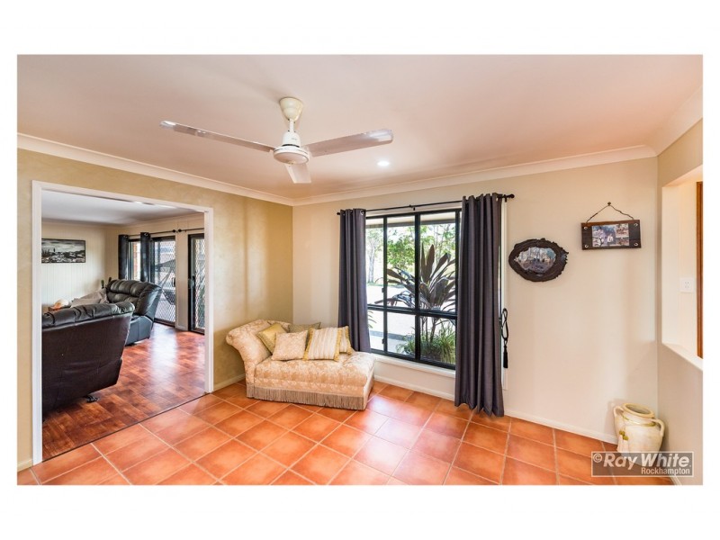 24 Sneddon Road, Limestone Creek QLD 4701