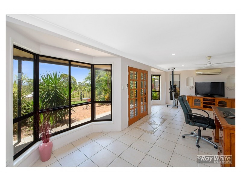 24 Sneddon Road, Limestone Creek QLD 4701