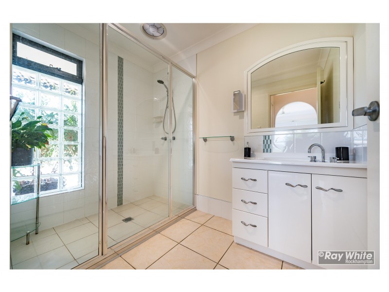 24 Sneddon Road, Limestone Creek QLD 4701