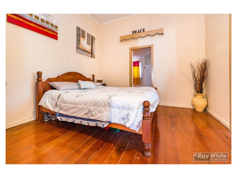 154 Denham Terrace, Allenstown QLD 4700