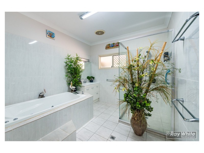 451 Coowonga Road, Coowonga QLD 4702
