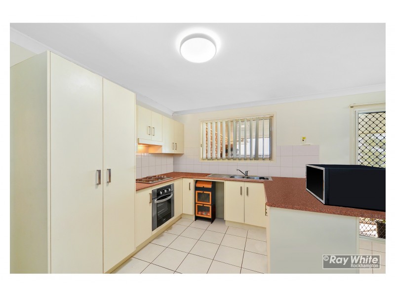 12 Riley Drive, Gracemere QLD 4702