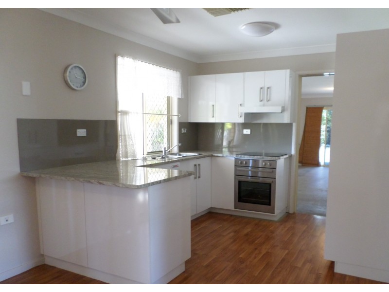 1 Deakin Close, Gracemere QLD 4702