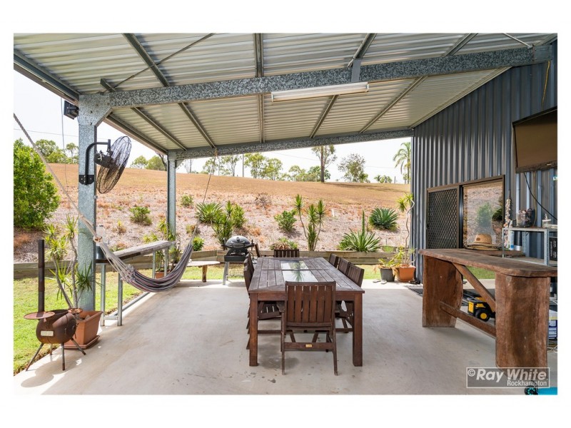 124 Fons Drive, Glendale QLD 4711