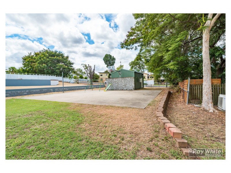 4 Elgin Street, The Range QLD 4700