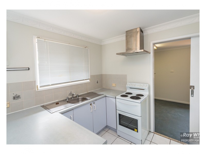 2 Lorraine Court, Gracemere QLD 4702