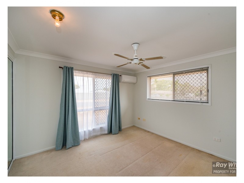 2 Lorraine Court, Gracemere QLD 4702