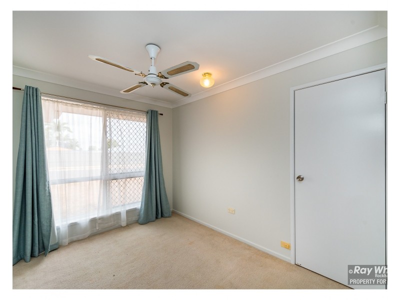 2 Lorraine Court, Gracemere QLD 4702