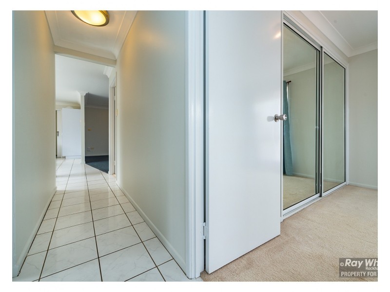 2 Lorraine Court, Gracemere QLD 4702