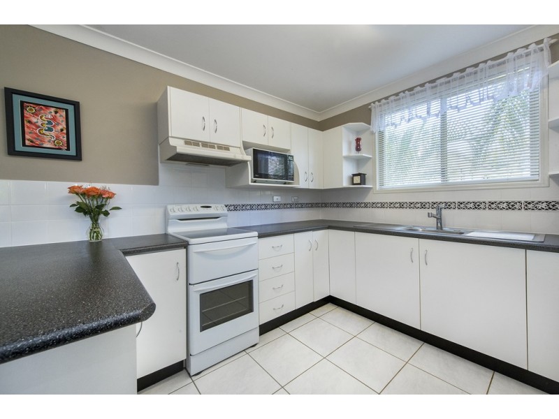 11 Schirmer Close, Gracemere QLD 4702